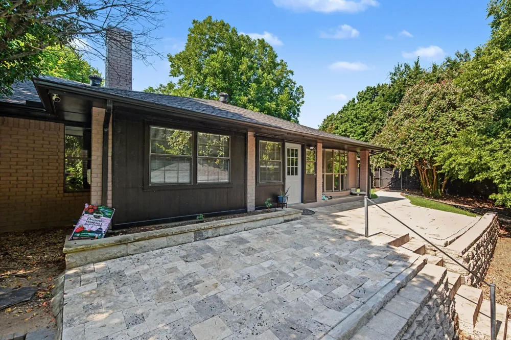 175 E Pleasant Run Road Cedar Hill, TX 75104