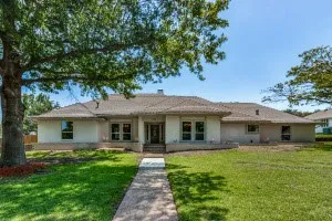 1734 Tobin Trail