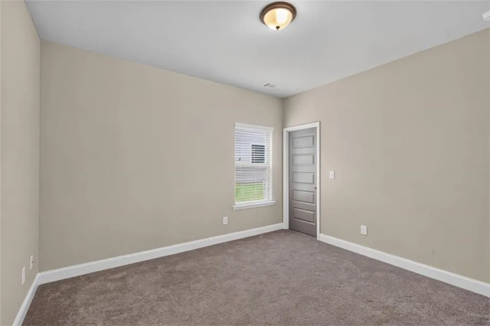 131 Holtz Drive Carrollton, GA 30117