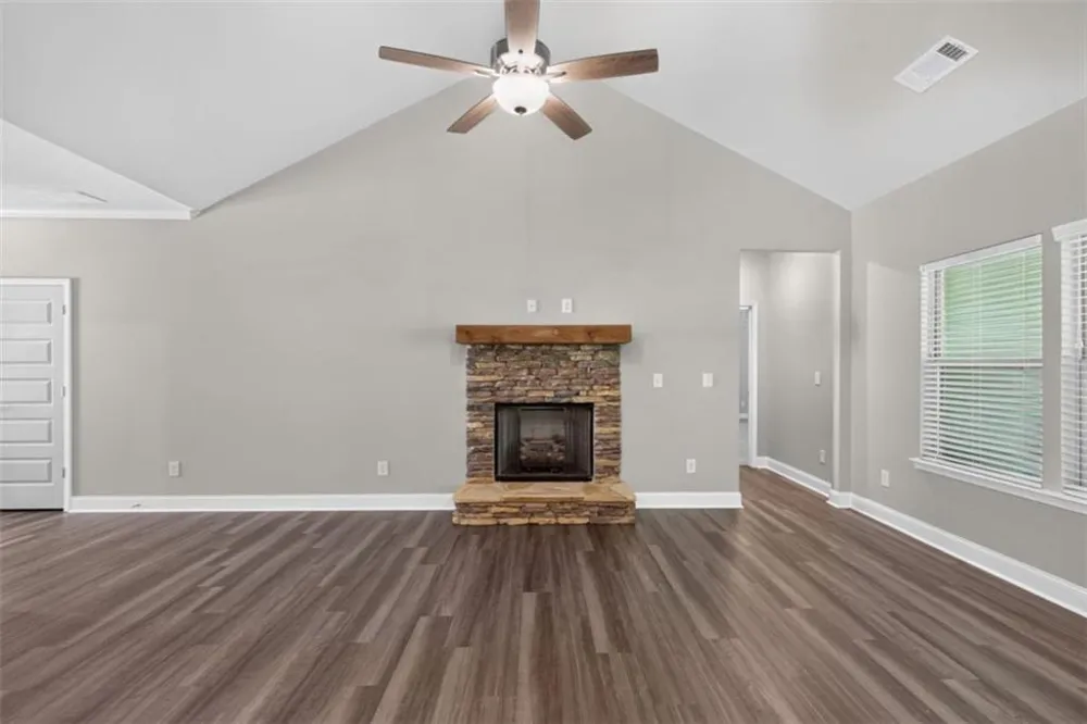 131 Holtz Drive Carrollton, GA 30117