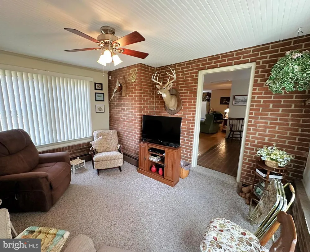 269 MCKINLEY AVENUE Hanover, PA 17331