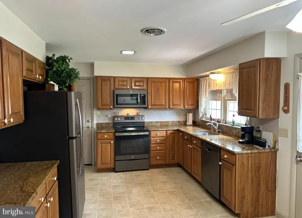 269 MCKINLEY AVENUE Hanover, PA 17331
