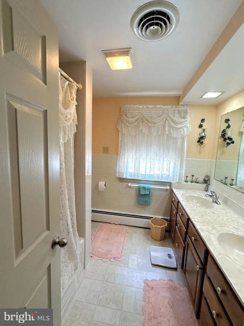 269 MCKINLEY AVENUE Hanover, PA 17331