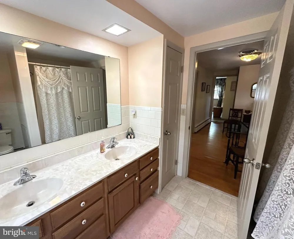 269 MCKINLEY AVENUE Hanover, PA 17331