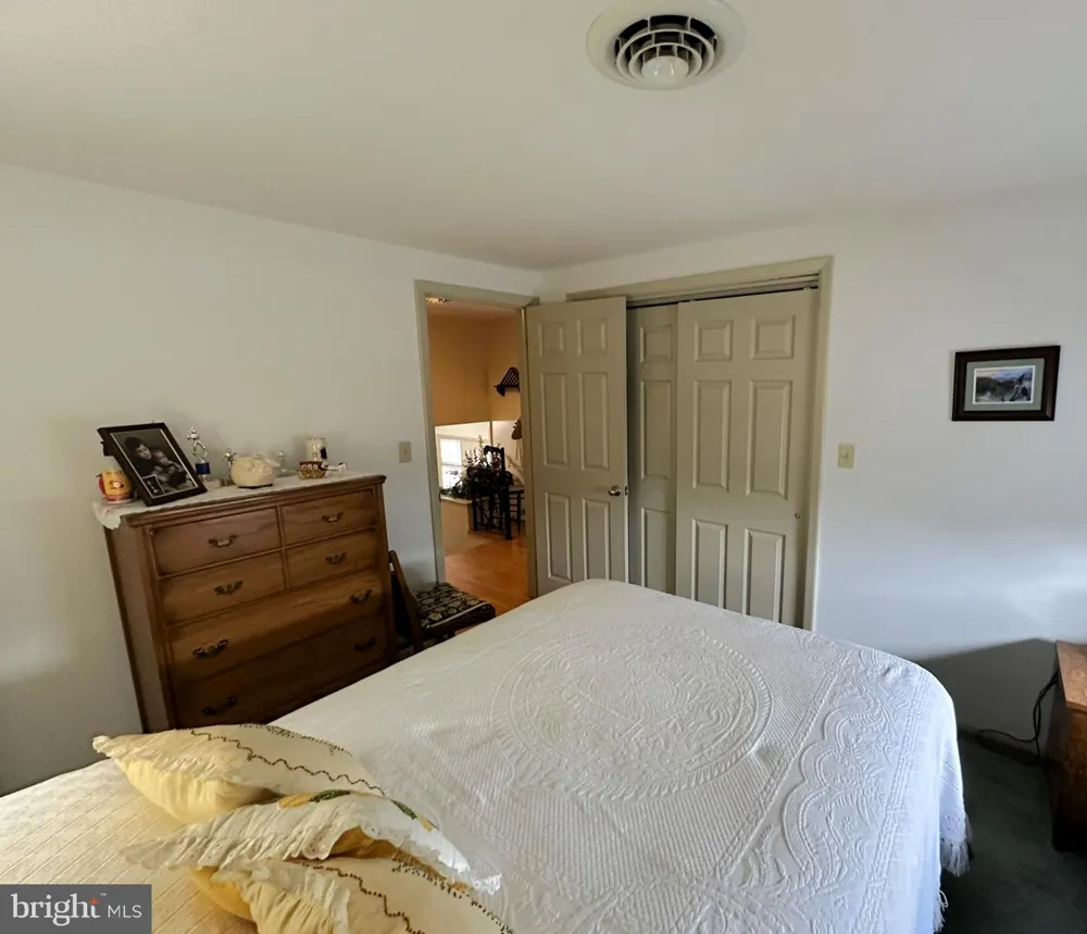 269 MCKINLEY AVENUE Hanover, PA 17331