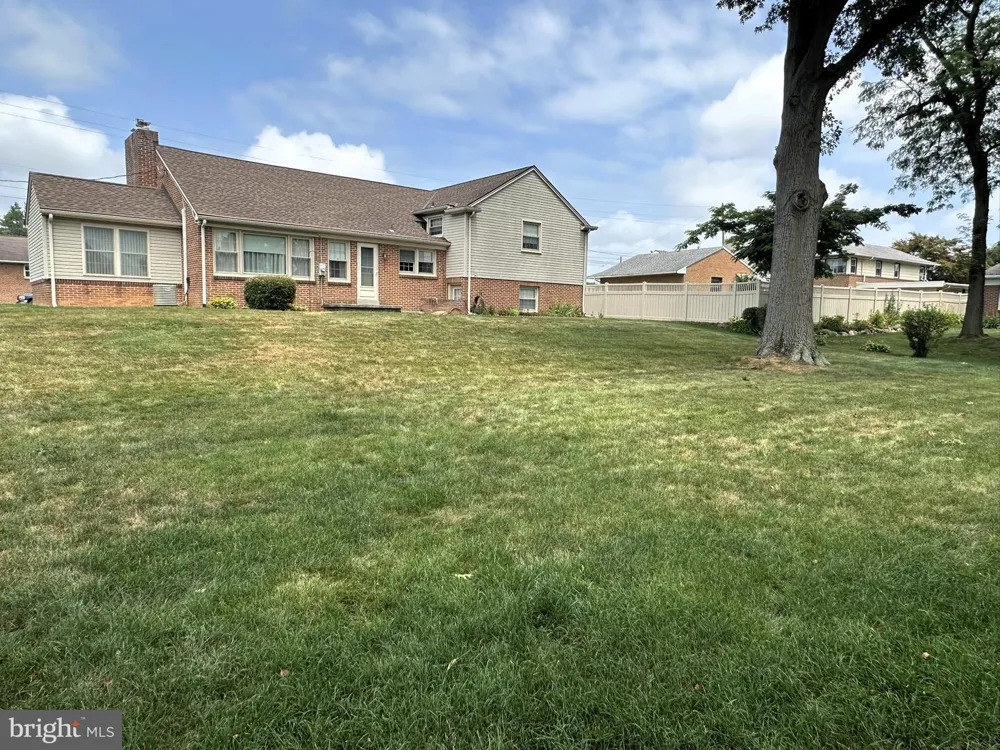 269 MCKINLEY AVENUE Hanover, PA 17331