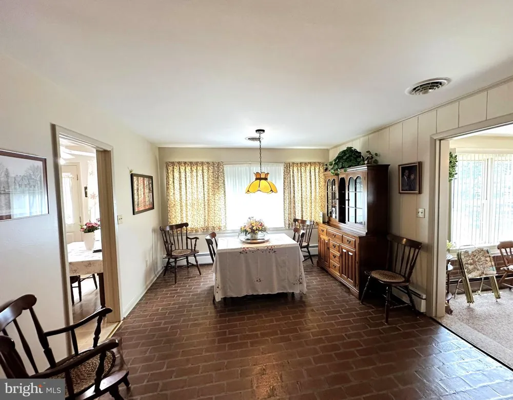 269 MCKINLEY AVENUE Hanover, PA 17331