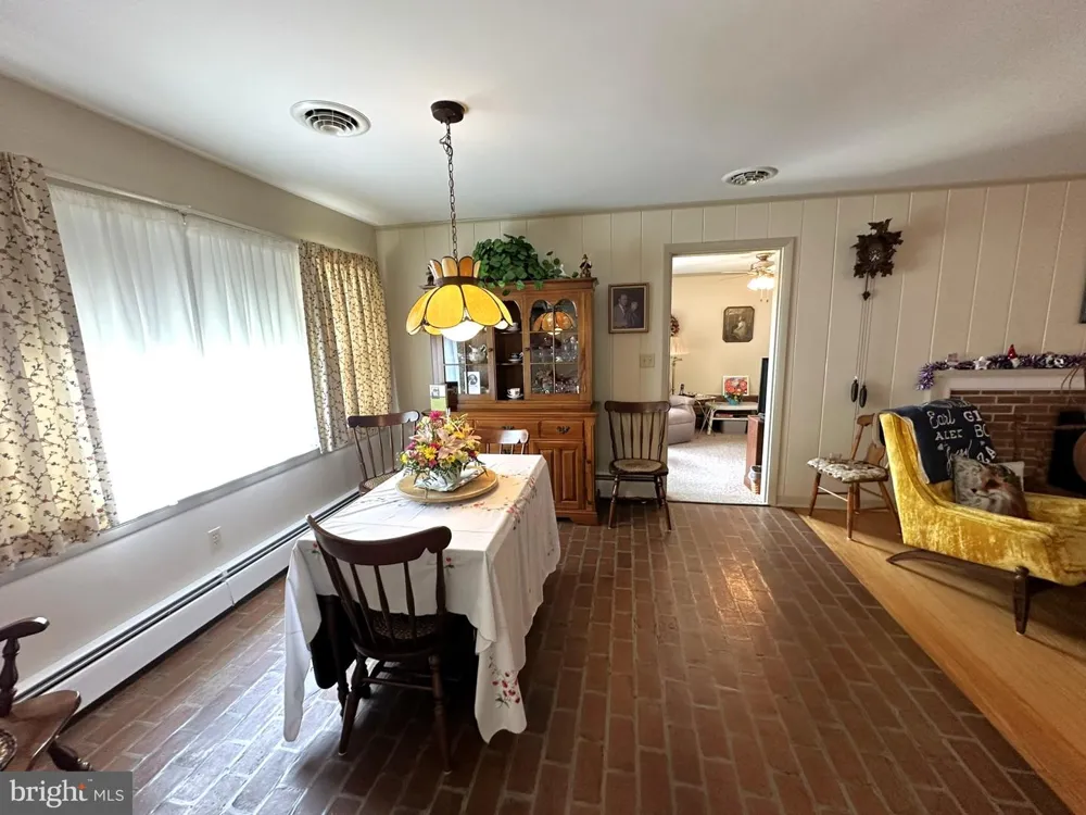269 MCKINLEY AVENUE Hanover, PA 17331