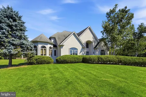 7 LONGMEADOW STREET