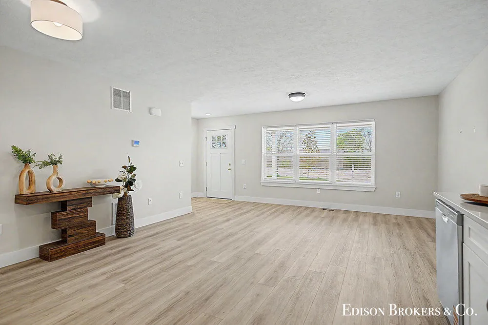 444 Pleasant Street SW Grand Rapids, MI 49503