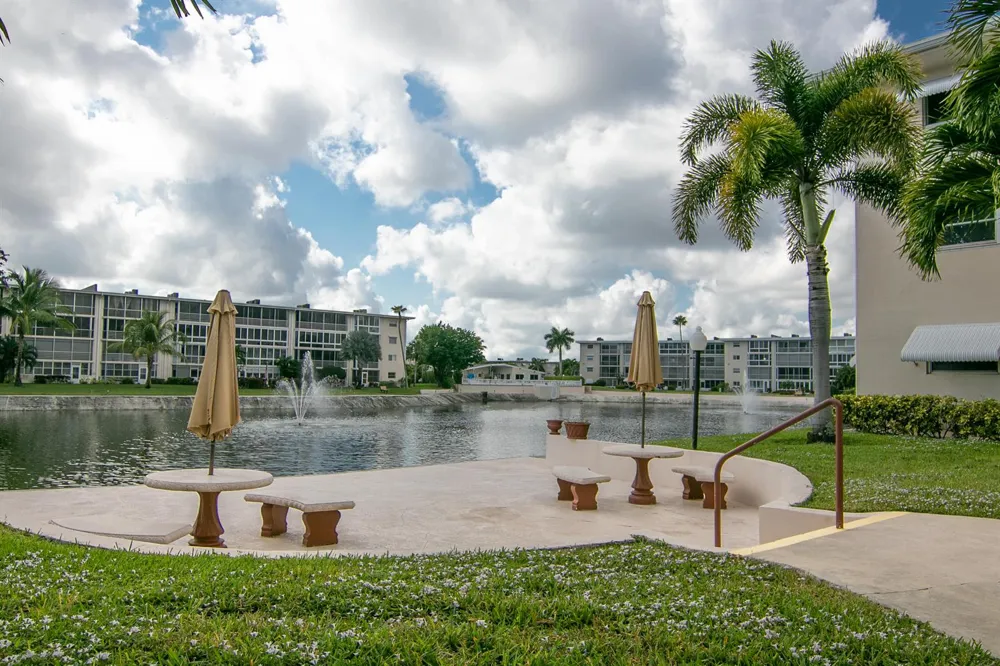 2812 Garden Drive S #101 
