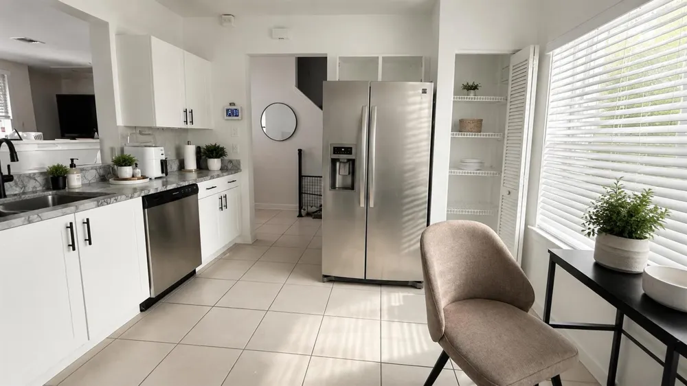 9491 STANLEY LANE Tamarac, FL 33321