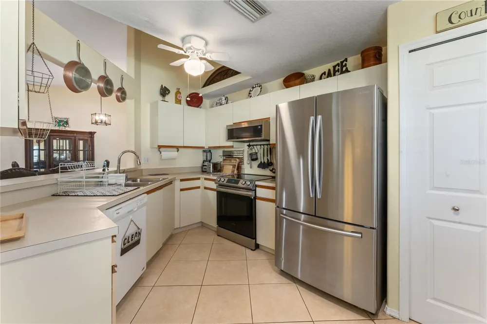 3312 60TH AVENUE W Bradenton, FL 34207