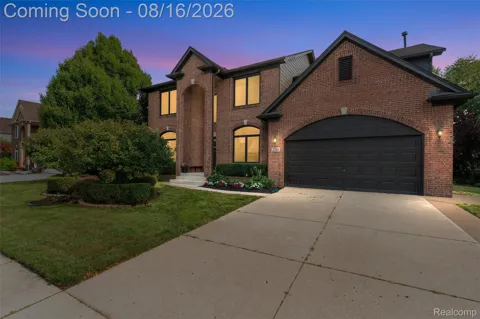 22344 Woodlake Drive