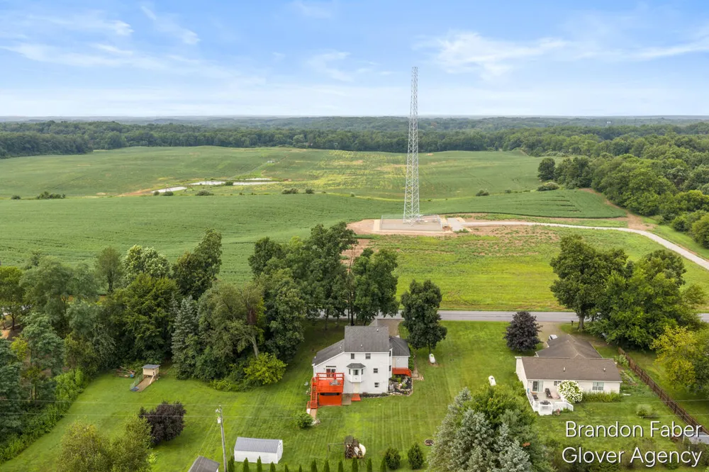 10881 Hoffman Road Fabius Township, MI 49093