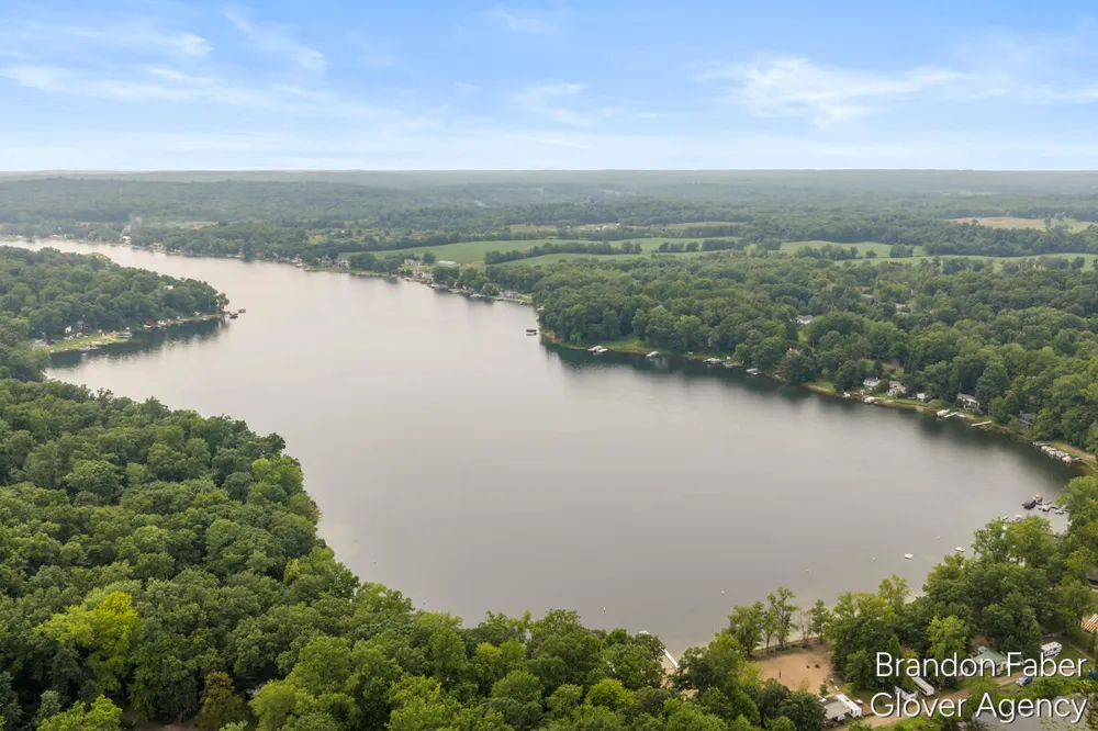 10881 Hoffman Road Fabius Township, MI 49093