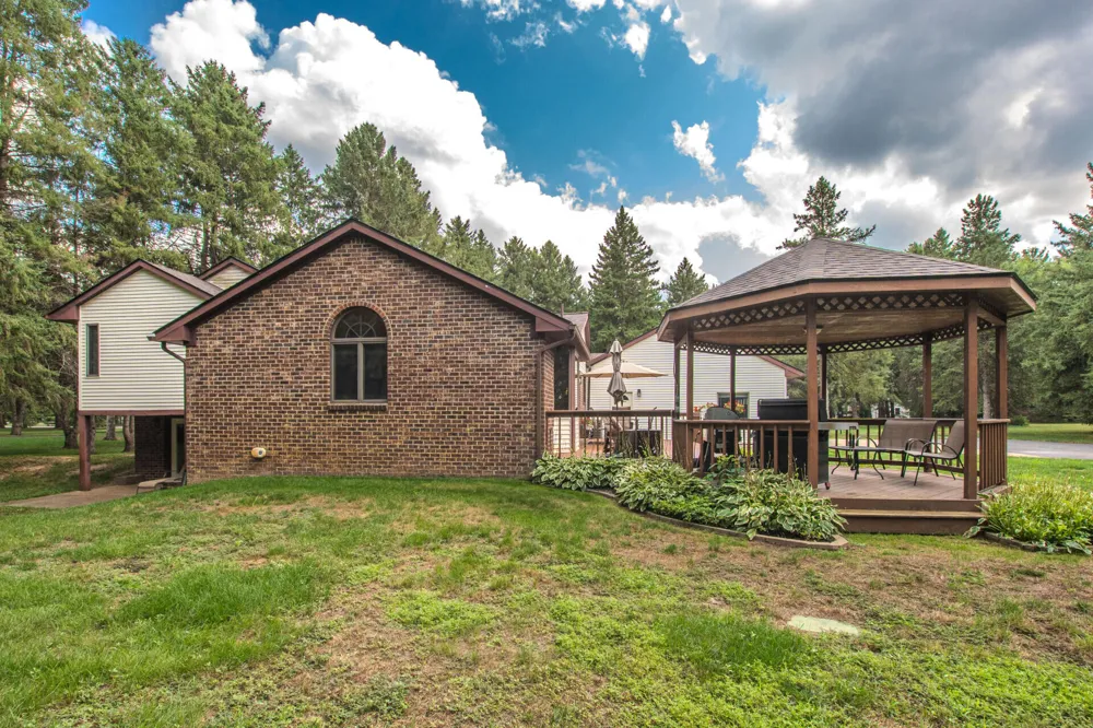 12575 Green Tree Trail Green Oak Township, MI 48178