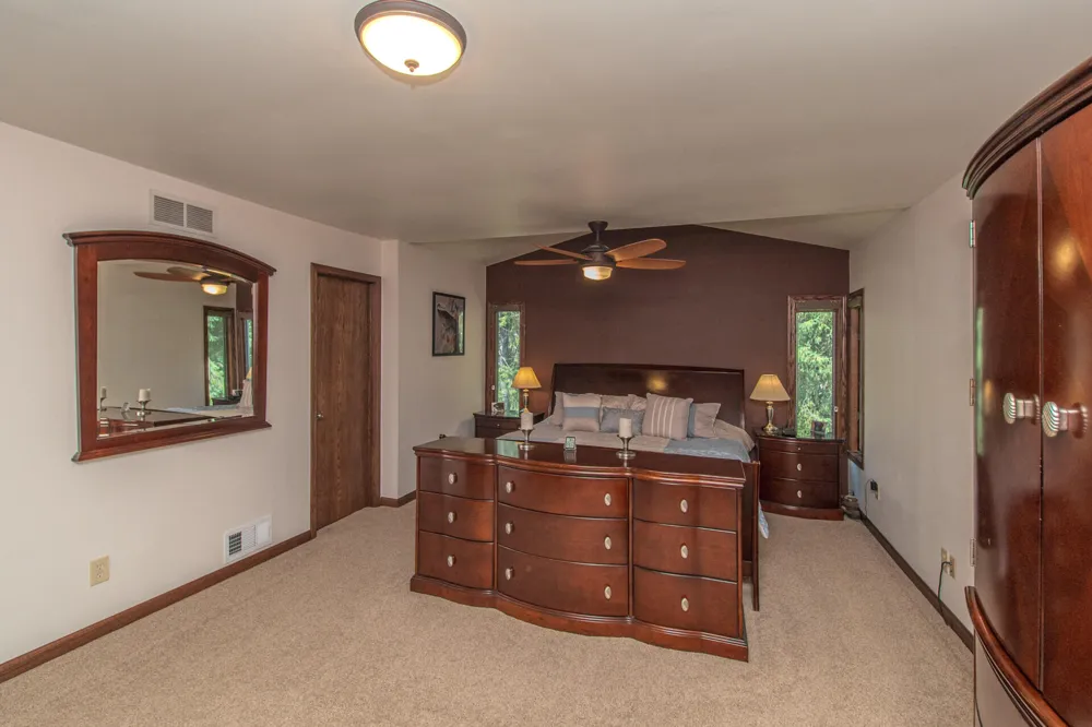 12575 Green Tree Trail Green Oak Township, MI 48178