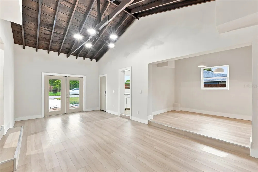 1161 HOWARD STREET Clearwater, FL 33756