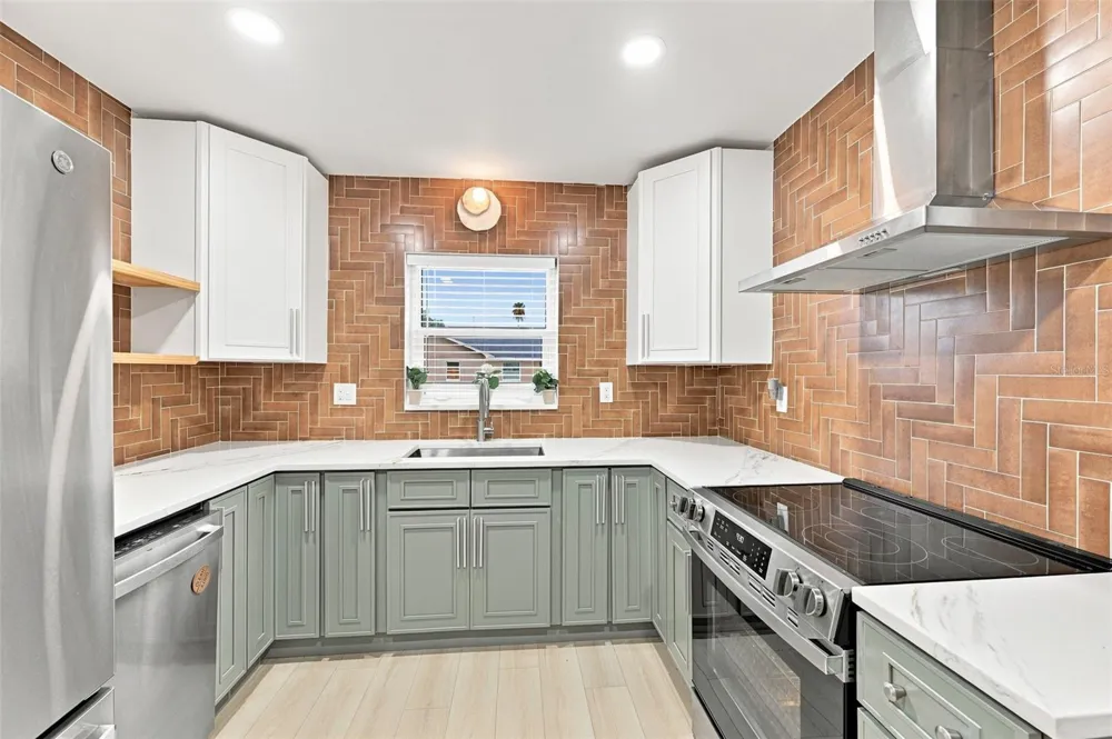 1161 HOWARD STREET Clearwater, FL 33756