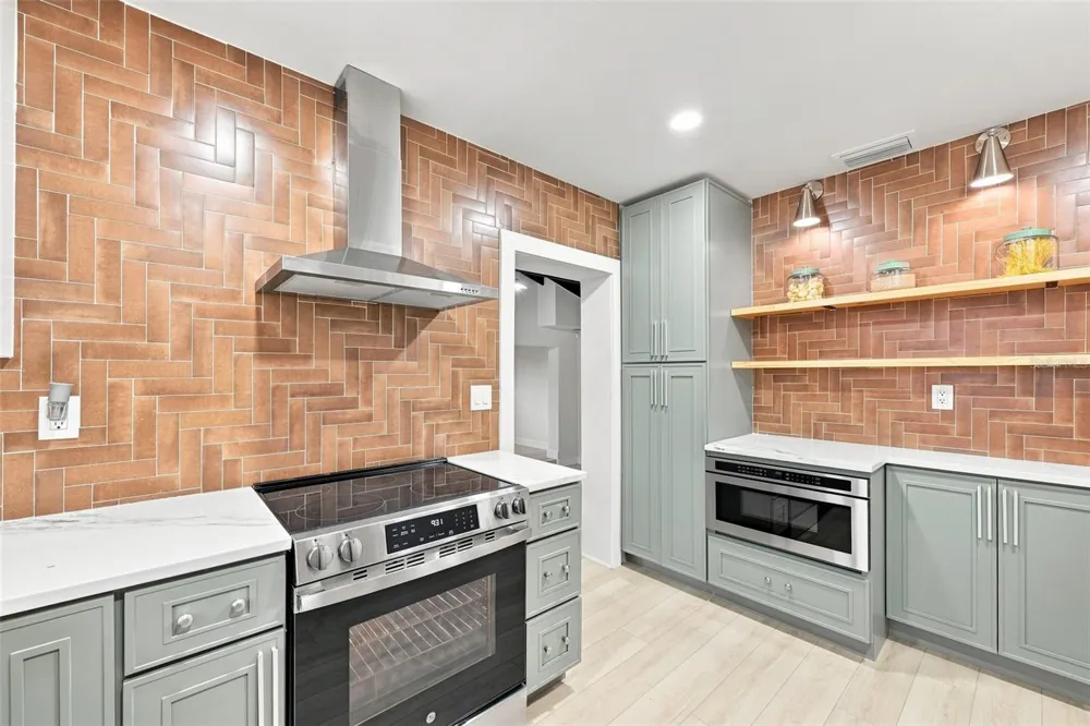 1161 HOWARD STREET Clearwater, FL 33756