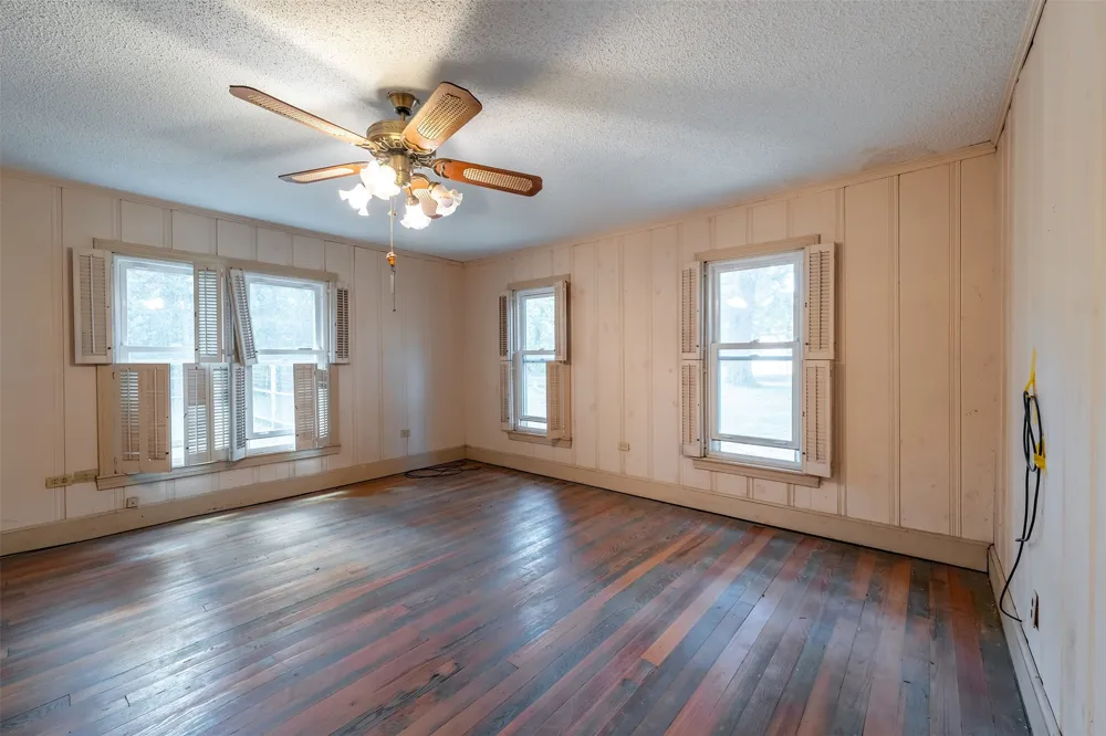 5250 Fm 2494 Athens, TX 75751