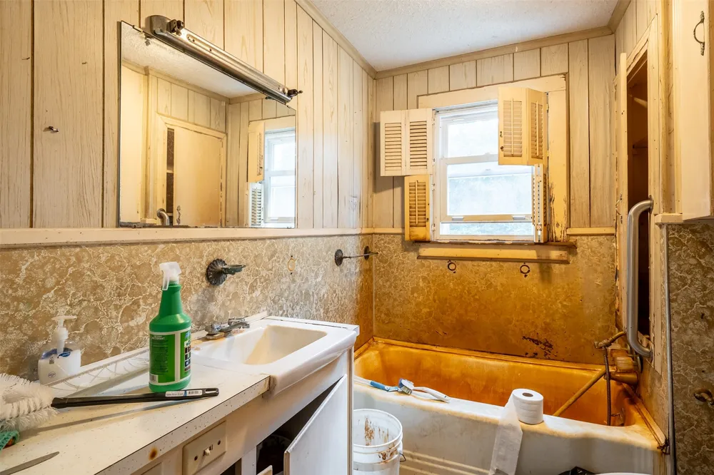 5250 Fm 2494 Athens, TX 75751