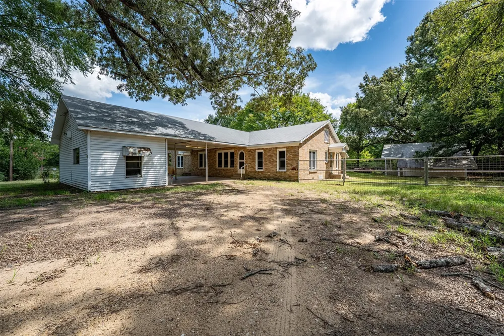 5250 Fm 2494 Athens, TX 75751