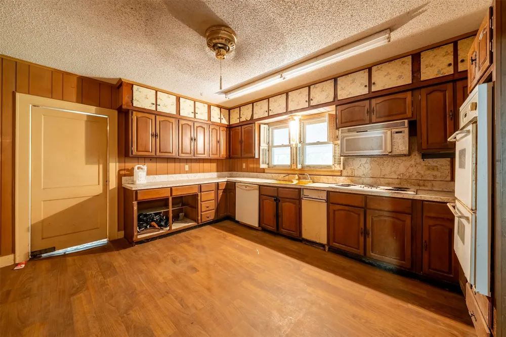 5250 Fm 2494 Athens, TX 75751