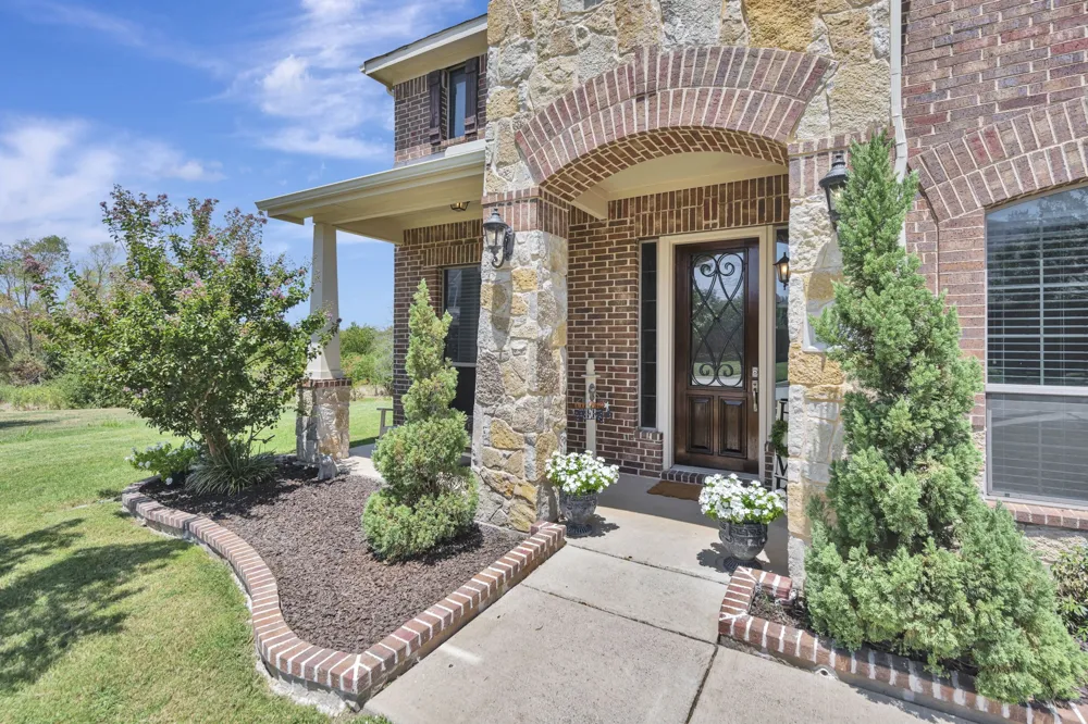 1133 Bentley Drive Roanoke, TX 76262