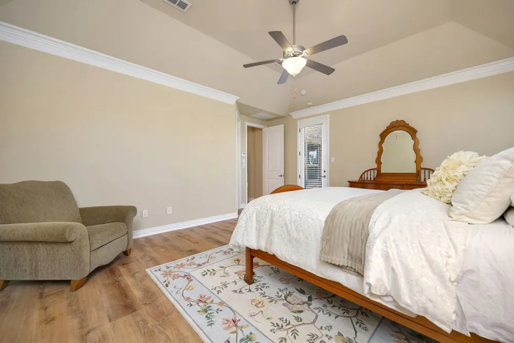 1133 Bentley Drive Roanoke, TX 76262