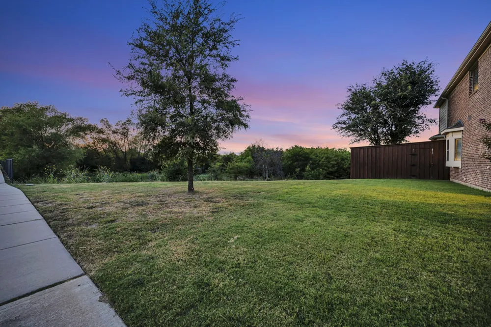 1133 Bentley Drive Roanoke, TX 76262
