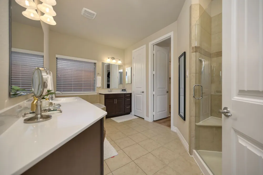 1133 Bentley Drive Roanoke, TX 76262