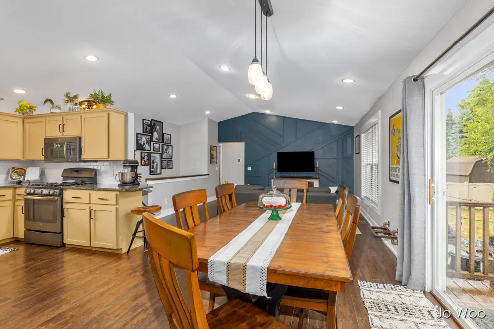 11395 Hunters Meadow Drive Allendale, MI 49401