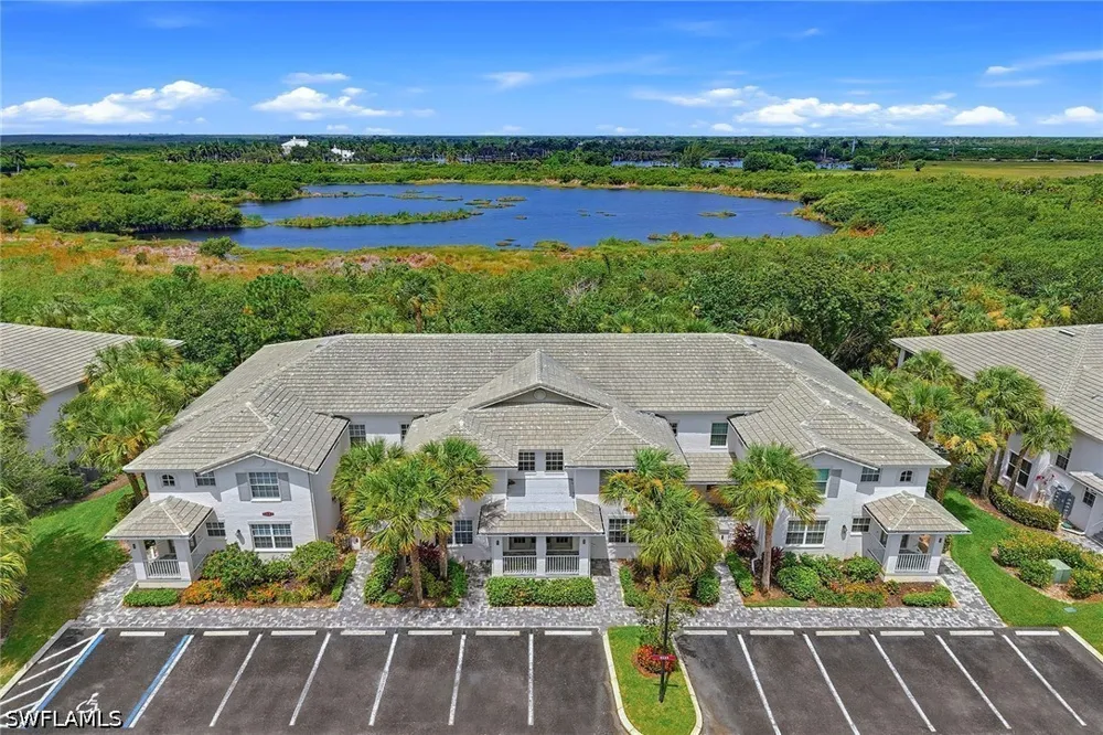 Whisper Trace Way #202 Naples, FL 34114