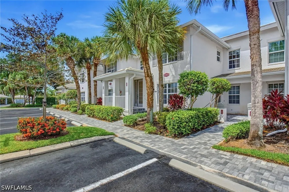 Whisper Trace Way #202 Naples, FL 34114