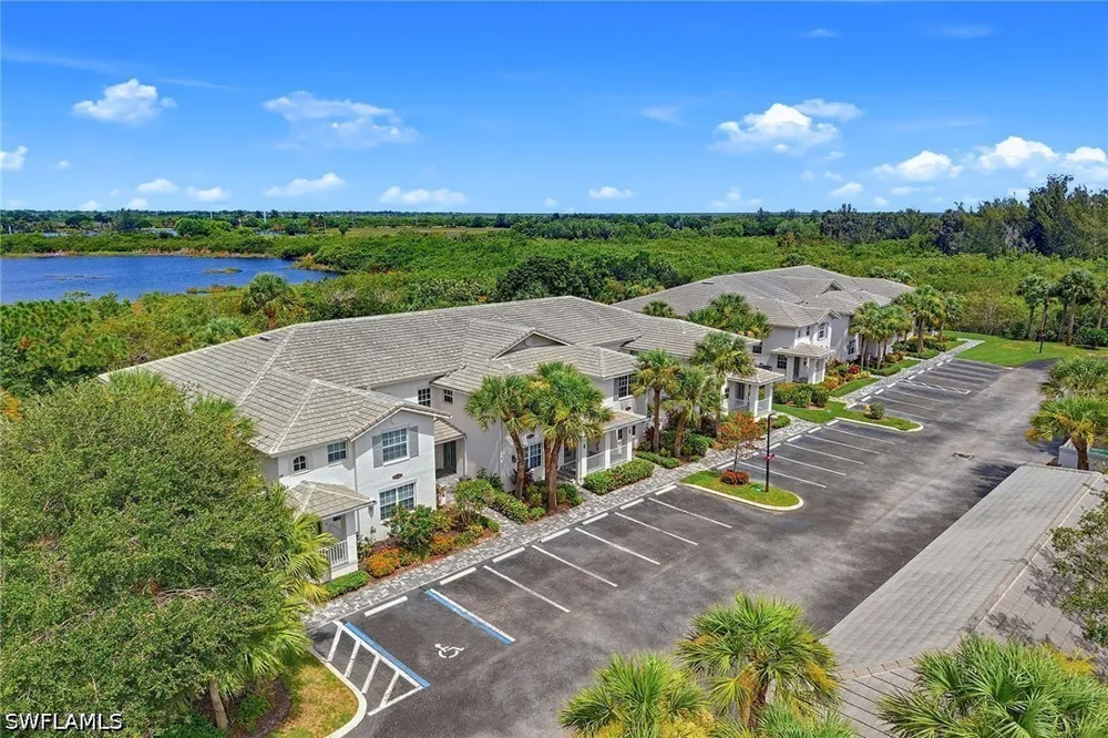 Whisper Trace Way #202 Naples, FL 34114