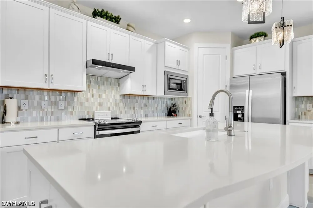 Oakstead Drive Alva, FL 33920
