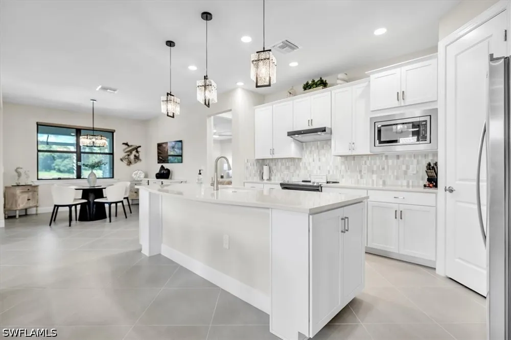 Oakstead Drive Alva, FL 33920