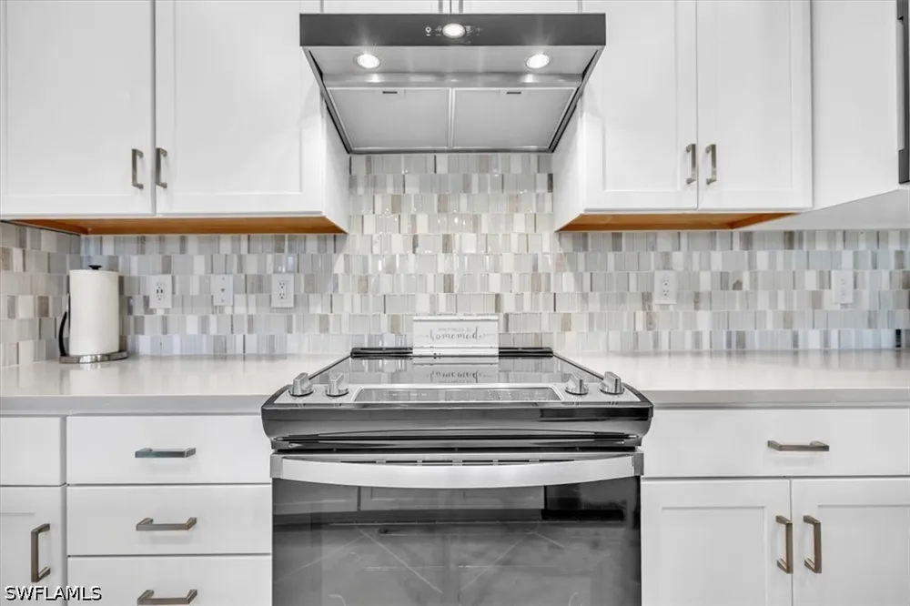 Oakstead Drive Alva, FL 33920