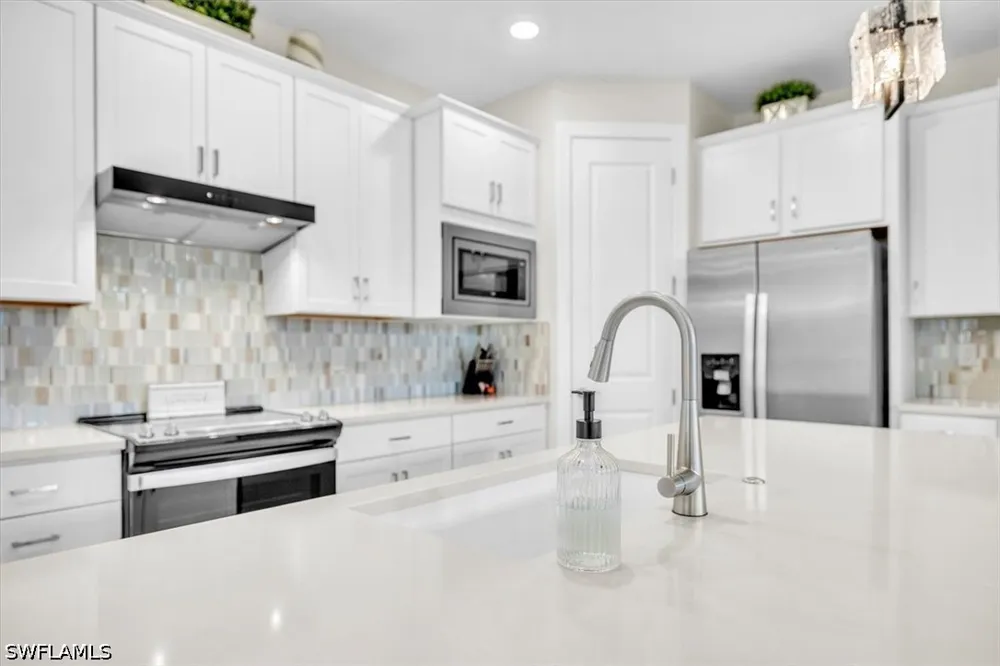 Oakstead Drive Alva, FL 33920