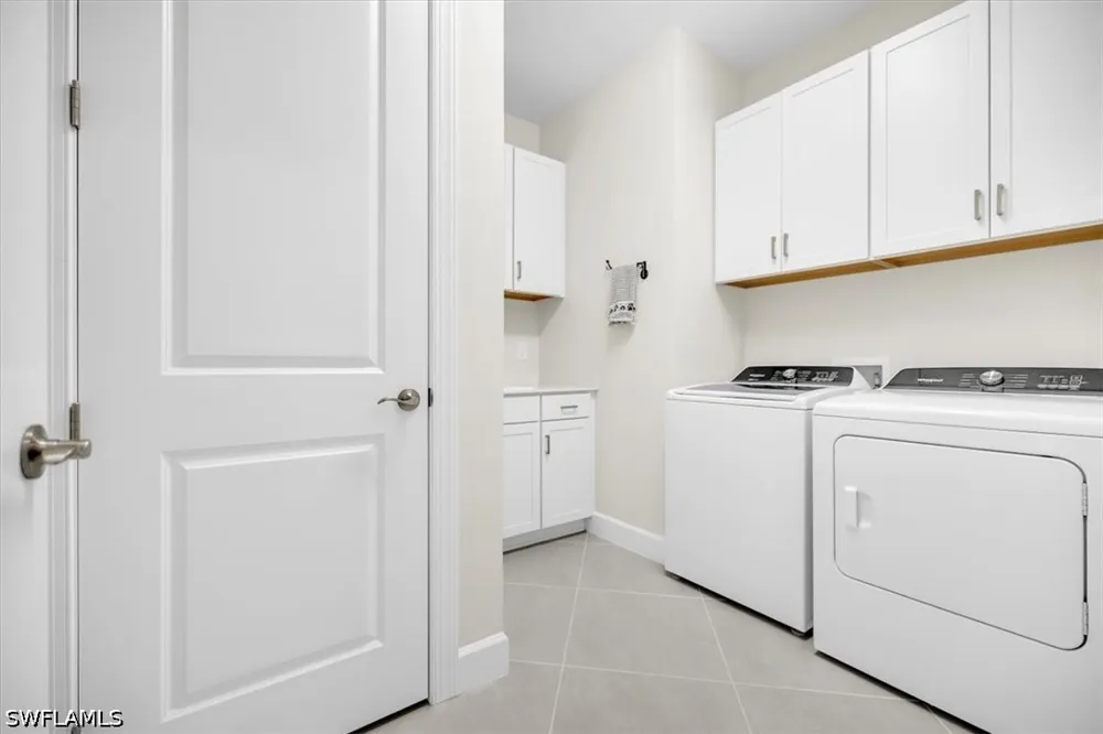 Oakstead Drive Alva, FL 33920