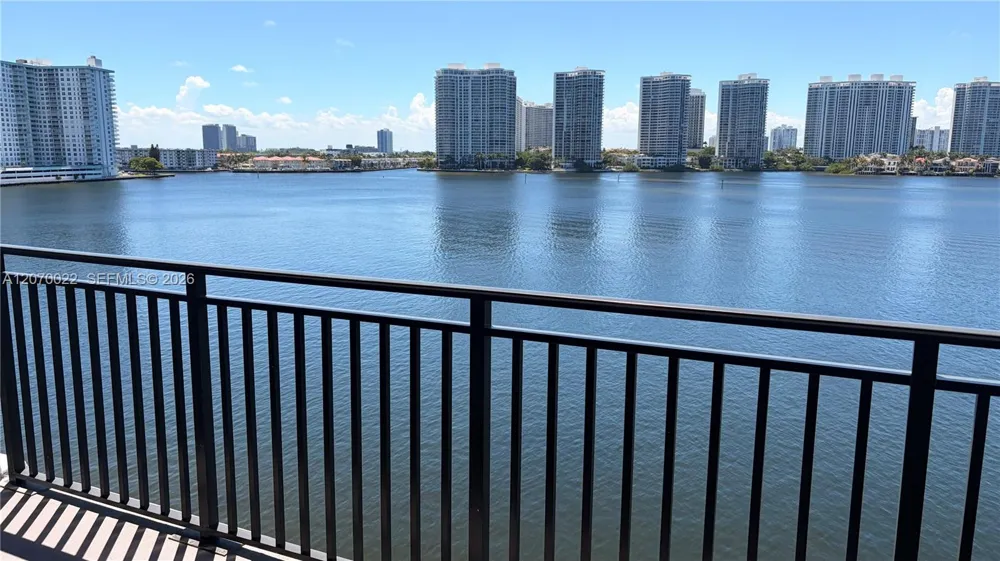 17720 Bay Rd #6C Sunny Isles Beach, FL 33160