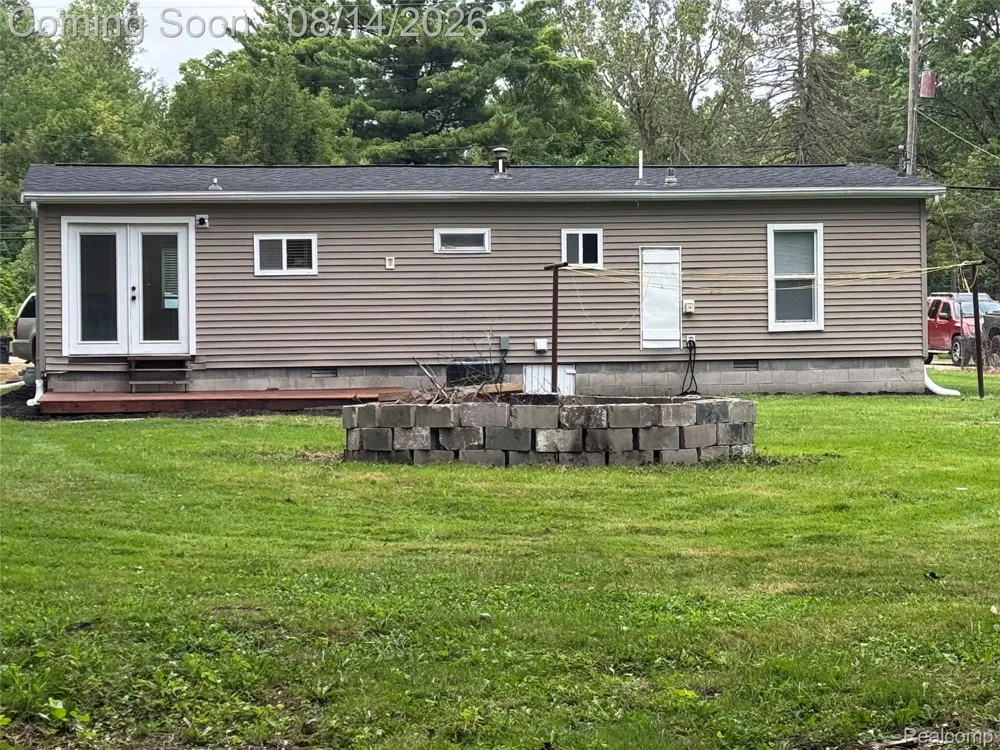 28747 West Road Huron Charter Township, MI 48164
