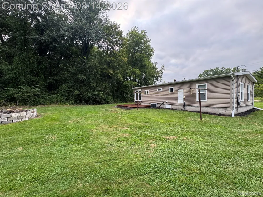 28747 West Road Huron Charter Township, MI 48164