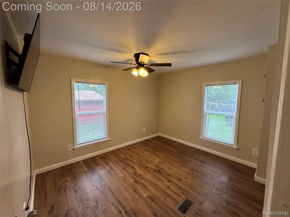 28747 West Road Huron Charter Township, MI 48164