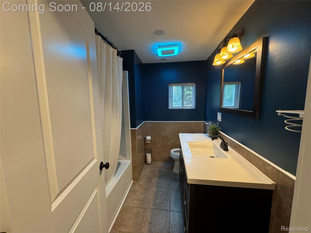 28747 West Road Huron Charter Township, MI 48164