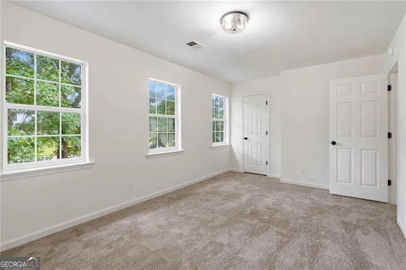 2772 Arctic CT Morrow, GA 30260