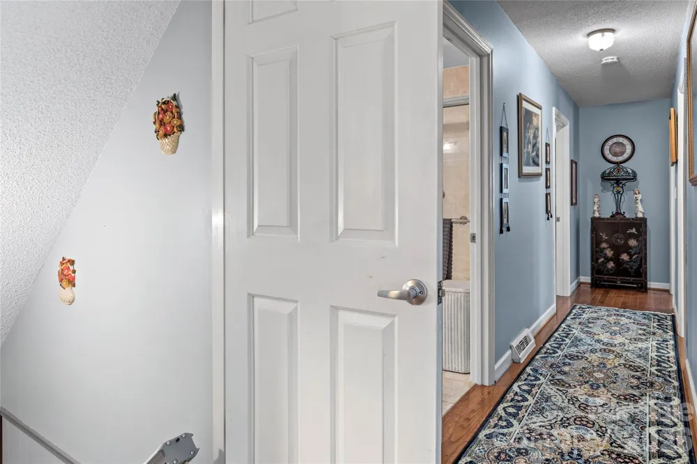 145 Stanwell Court Clemmons, NC 27012
