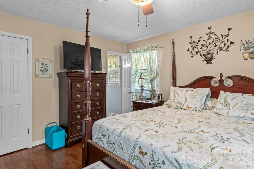 145 Stanwell Court Clemmons, NC 27012